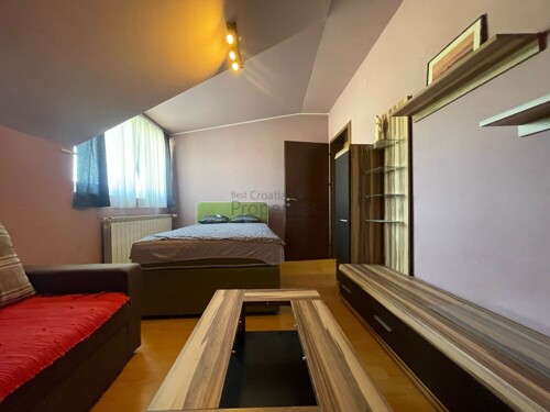 Thumbnail 6359381 - 12