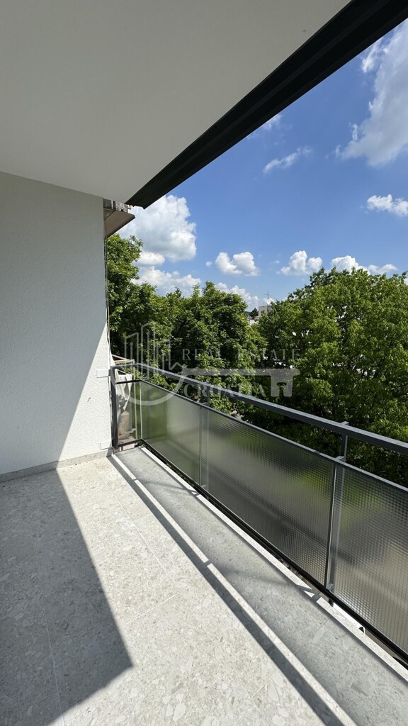 Image 6359387 - 4