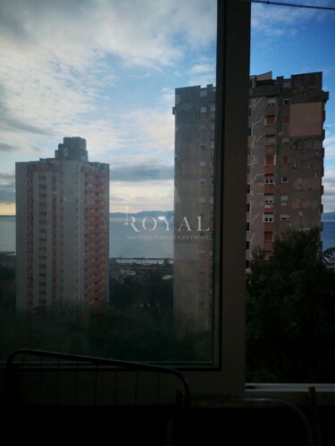 Thumbnail 6359544 - 10