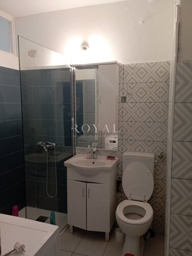 Thumbnail 6359544 - 11