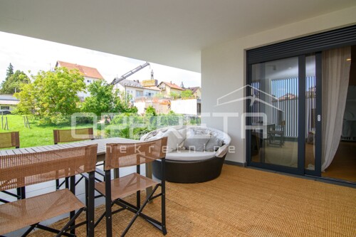 Thumbnail 6359554 - 12