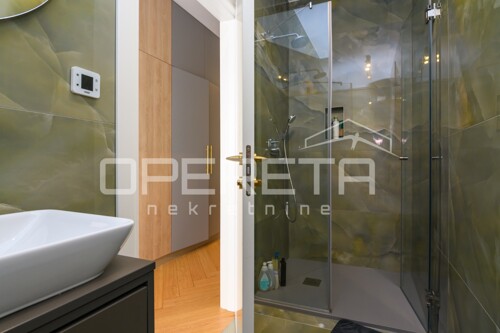 Thumbnail 6359554 - 8