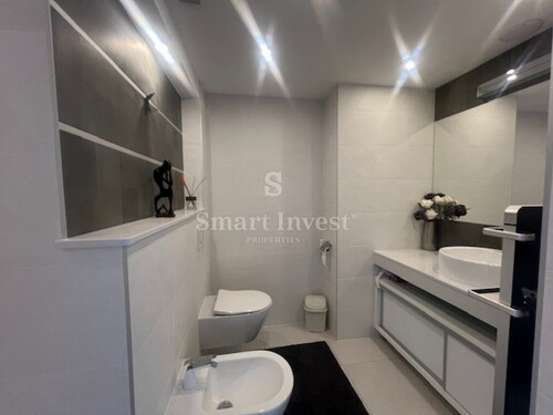 Thumbnail 6359558 - 9