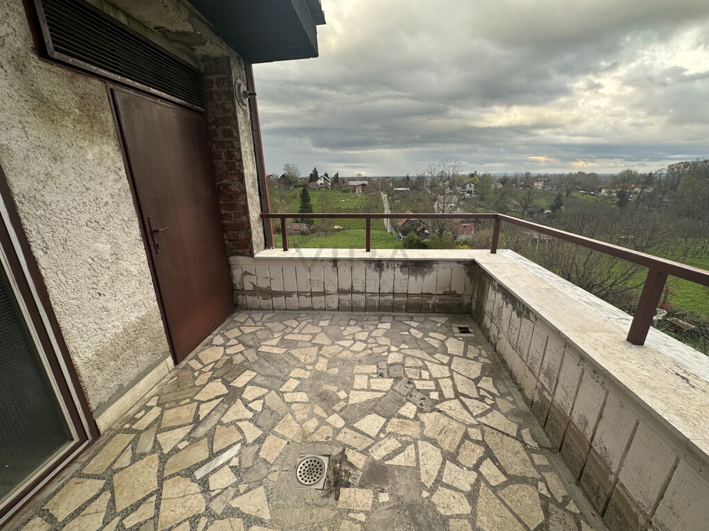 Image 6359578 - 9