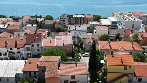 Thumbnail 6359770 - 4