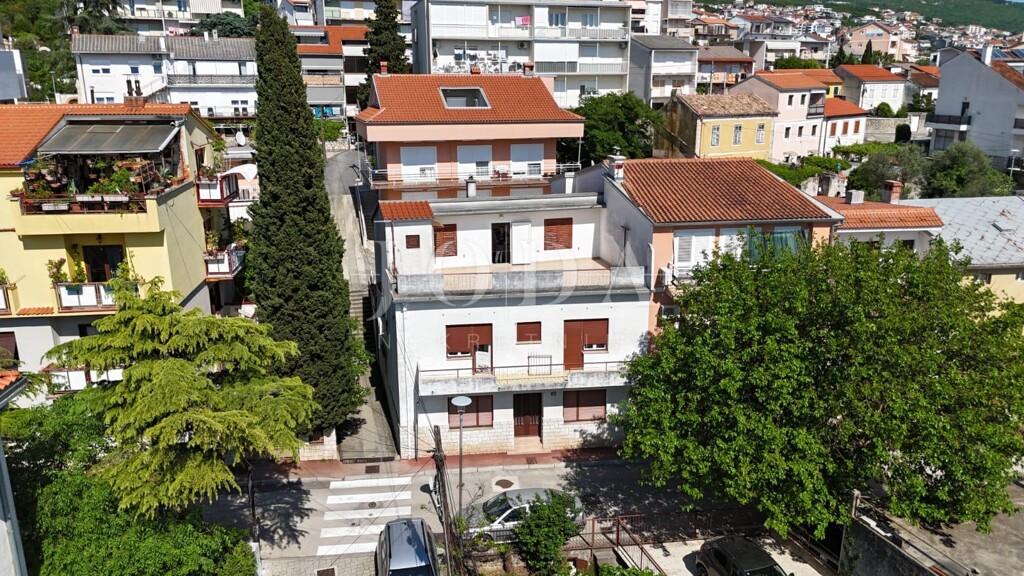 Image 6359770 - 1