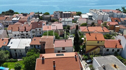 Thumbnail 6359770 - 6