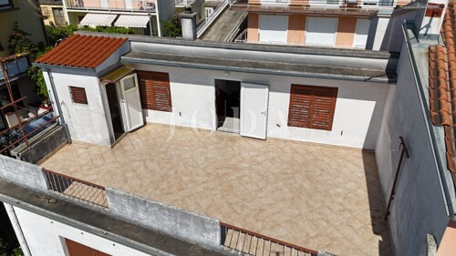 Thumbnail 6359770 - 8