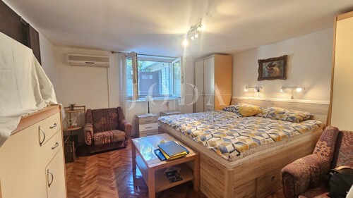 Thumbnail 6359771 - 6