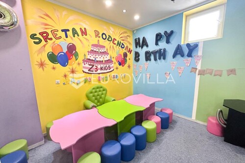 Thumbnail 6359780 - 6