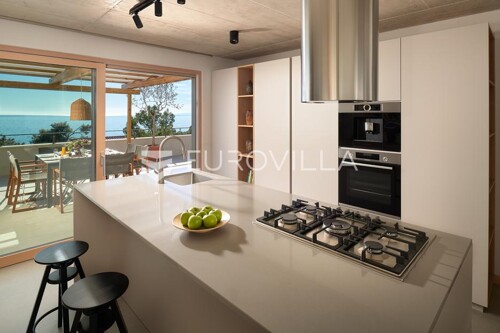 Thumbnail 6359798 - 8