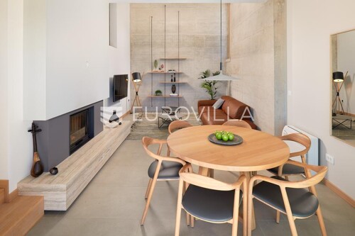 Thumbnail 6359798 - 11