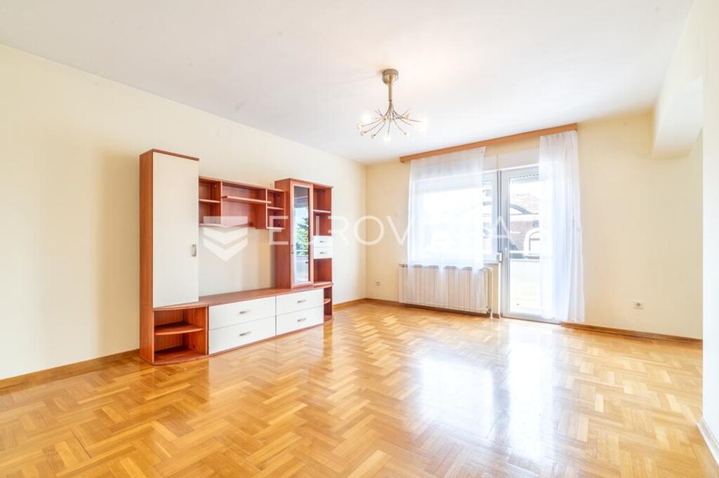 Image 6359800 - 4
