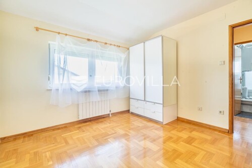 Thumbnail 6359800 - 8