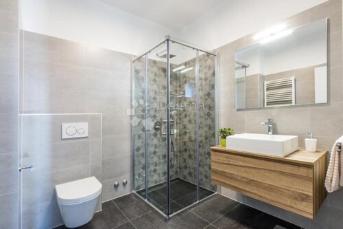 Thumbnail 6359842 - 8