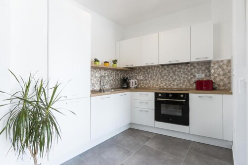 Thumbnail 6359842 - 5