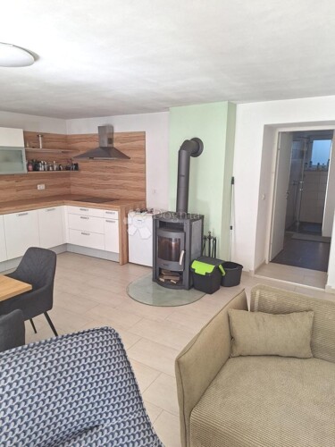 Thumbnail 6359844 - 6