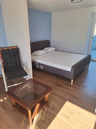 Thumbnail 6359844 - 9