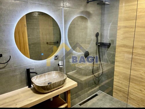 Thumbnail 6359853 - 7