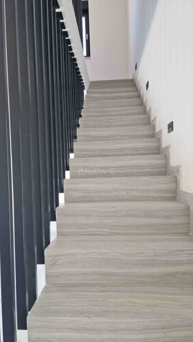 Thumbnail 6359915 - 6