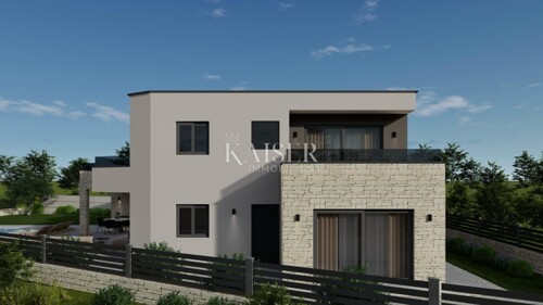 Thumbnail 6359917 - 4
