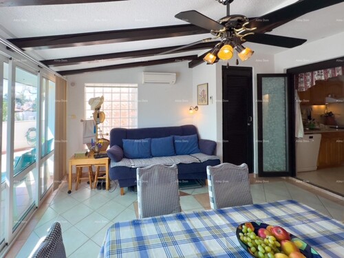 Stan Prodaje se stan s vrtom – Barbariga