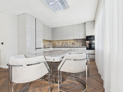 Thumbnail 6359930 - 5