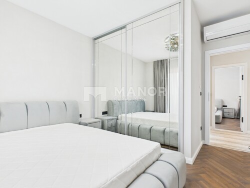 Thumbnail 6359930 - 11