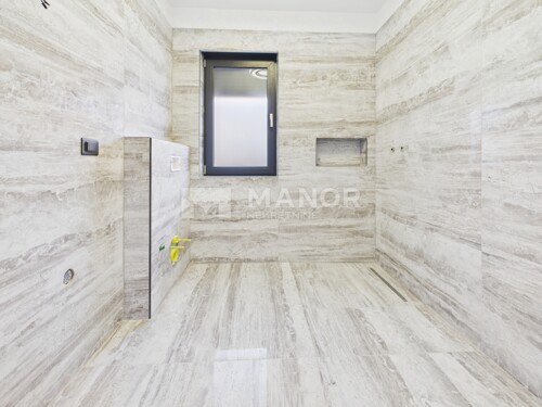 Thumbnail 6359930 - 13