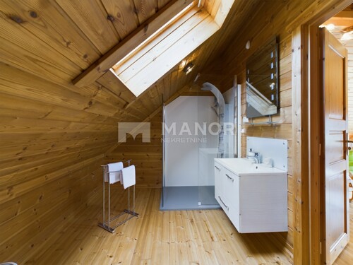 Thumbnail 6359937 - 17