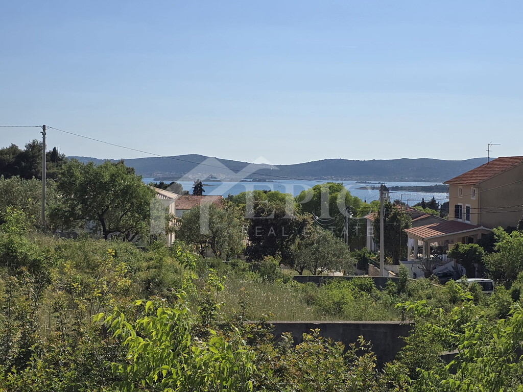 Image 6359965 - 7