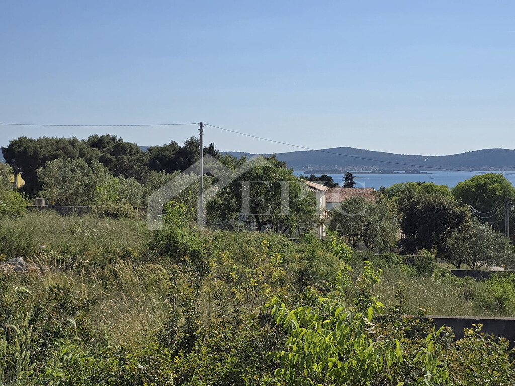 Image 6359965 - 8