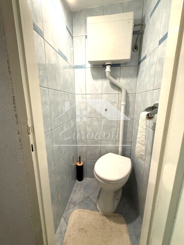 Thumbnail 6360031 - 6