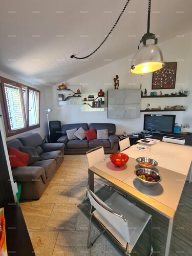 Thumbnail 6360086 - 5