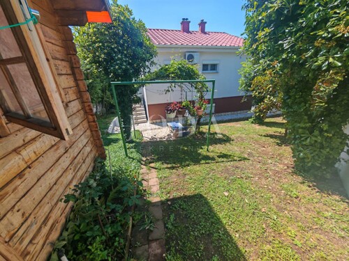 Thumbnail 6360120 - 6