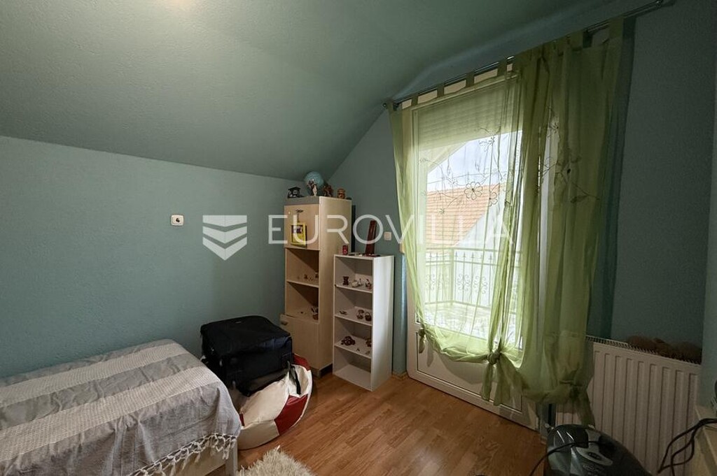 Image 6360121 - 8