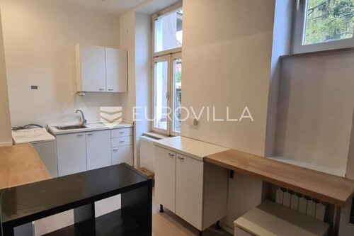 Thumbnail 6360124 - 6