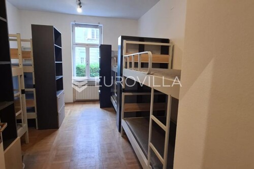 Thumbnail 6360124 - 10