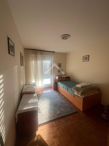 Thumbnail 6360126 - 18