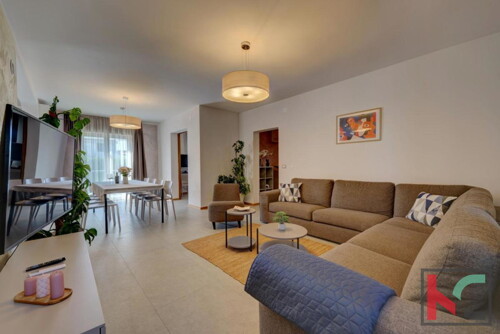 ISTRA, PULA, ŠTINJAN, PROSTRANA MODERNA KUĆA S BAZENOM, #PRODAJA