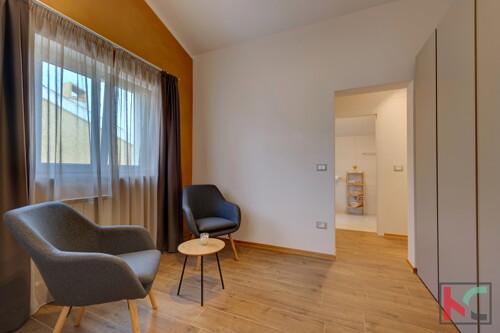 Thumbnail 6360128 - 16