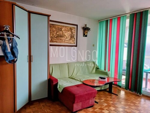 Thumbnail 6360148 - 3