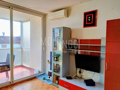 Thumbnail 6360148 - 4