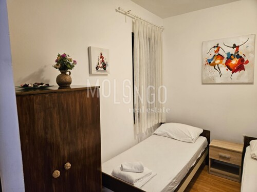 Thumbnail 6360150 - 10