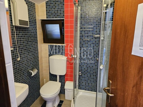 Thumbnail 6360150 - 11