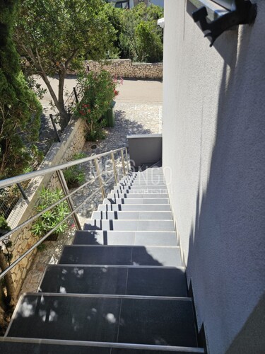 Thumbnail 6360150 - 21