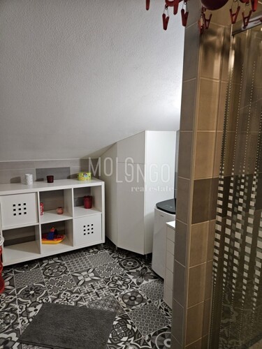 Thumbnail 6360150 - 6