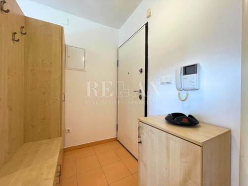 Thumbnail 6360152 - 12