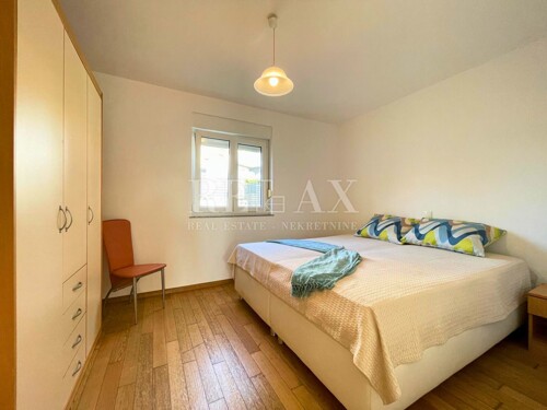 Thumbnail 6360152 - 8