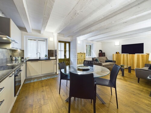 Thumbnail 6360153 - 5